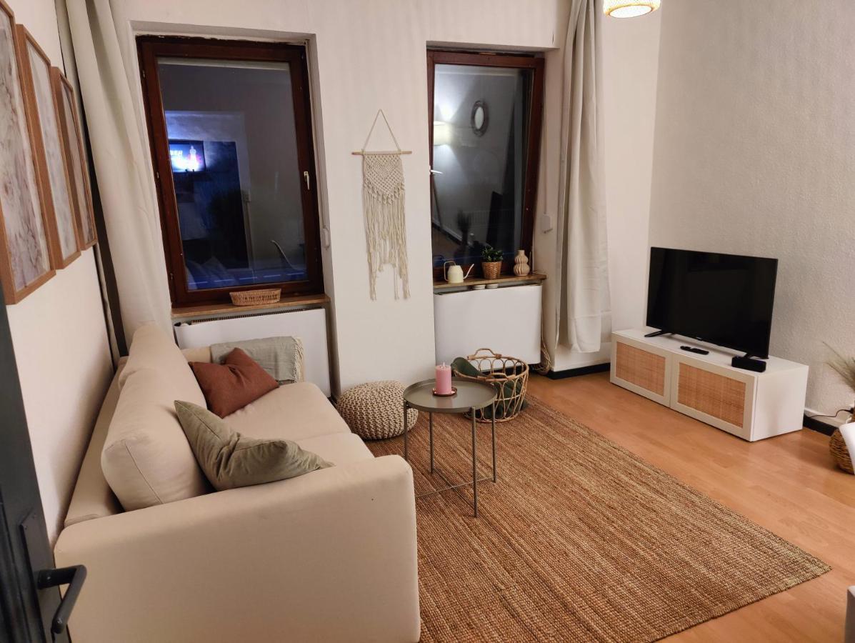 Bliss - 3 Zimmer, Boho, Arbeitsplatz, Netflix Gießen Esterno foto